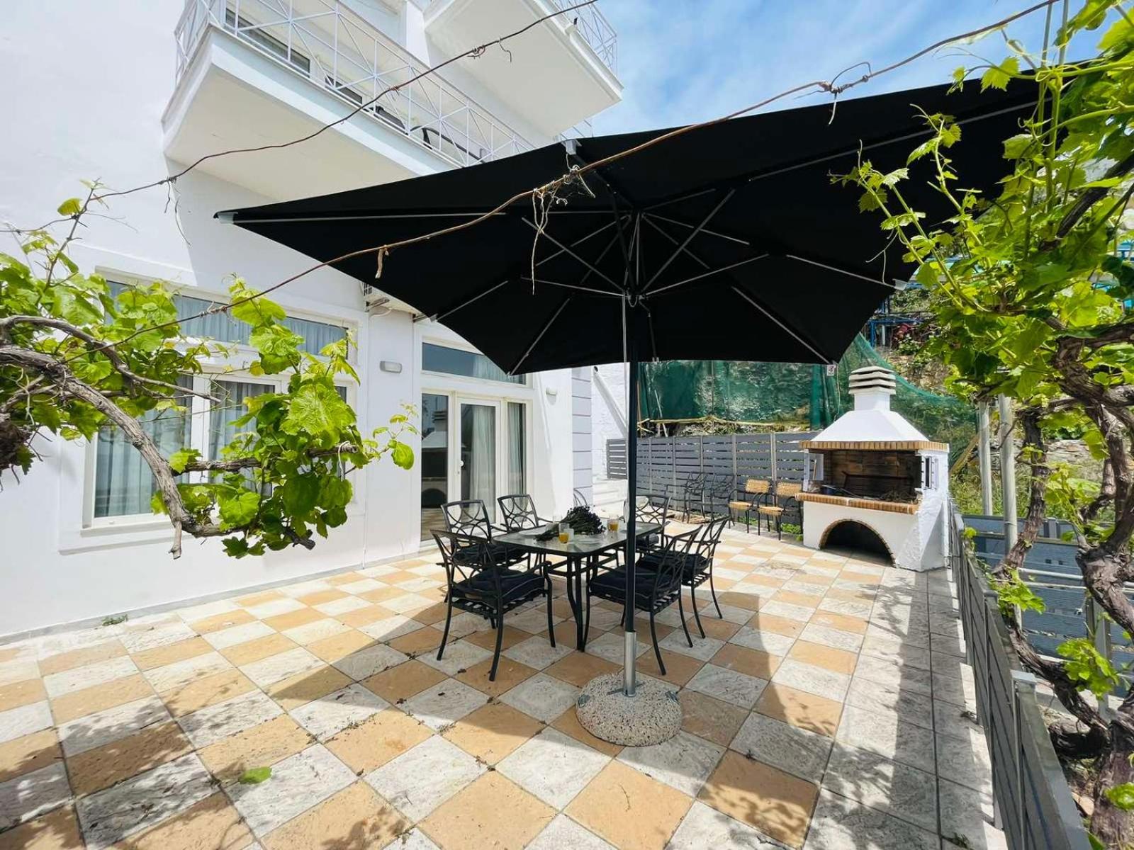 Ammoudeli Apartments Plomari Eksteriør bilde