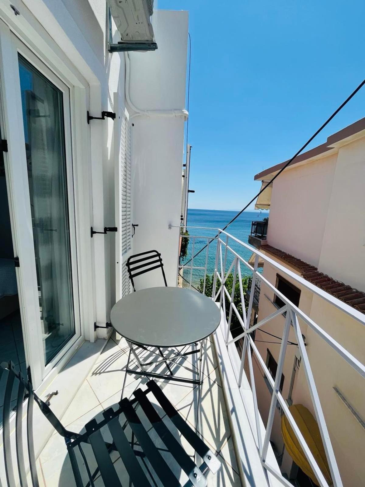 Ammoudeli Apartments Plomari Eksteriør bilde